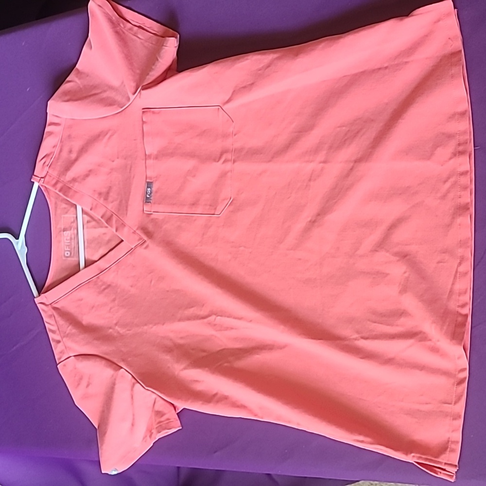 Figs coral Catarina top